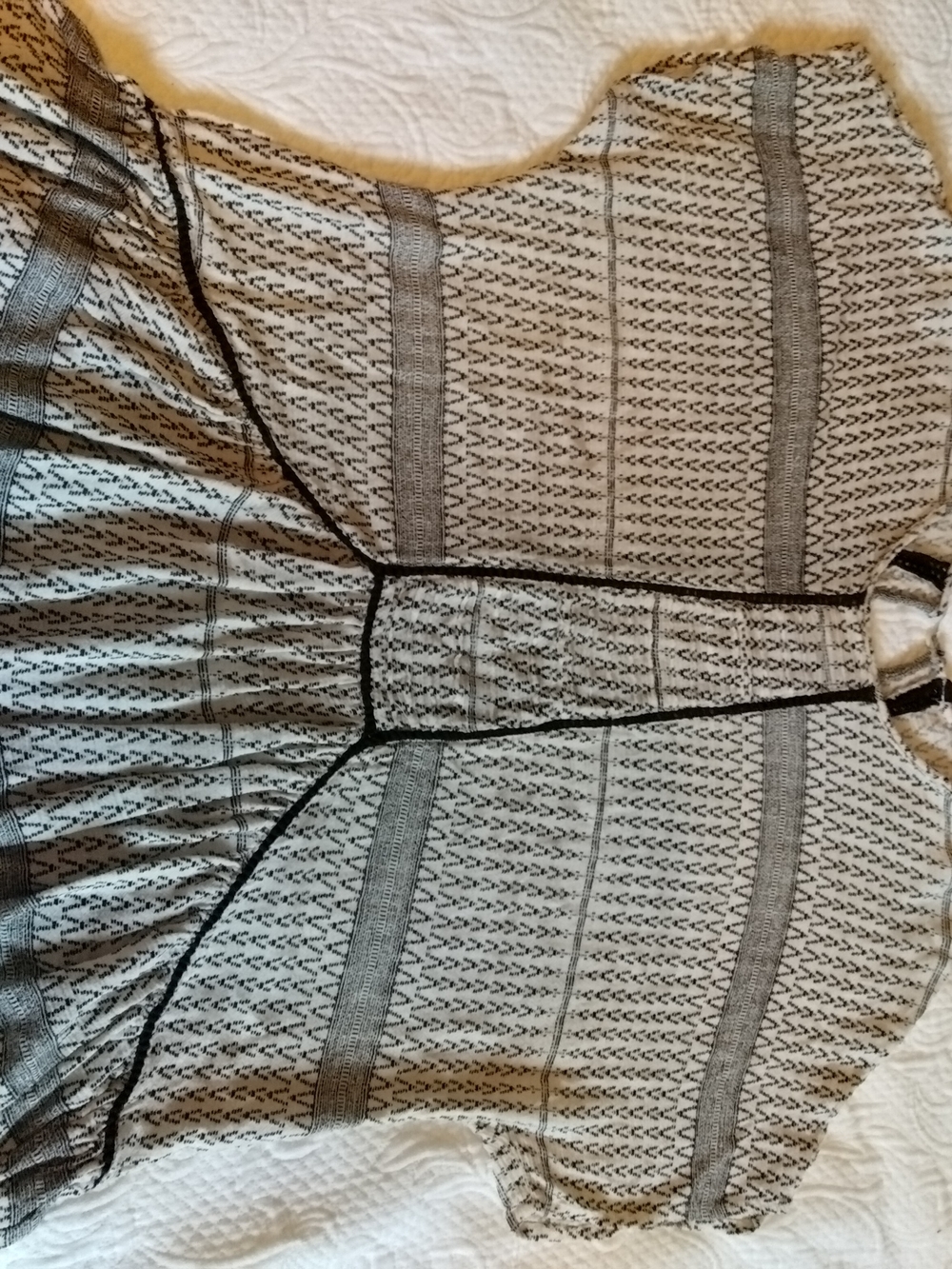 Zara Cream and Black Patterned Circle Skirt